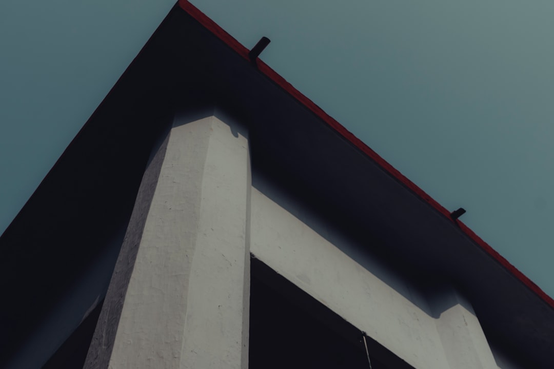 Einfach einen Quellstein selber bauen: So gelingt Ihr Wasserspiel